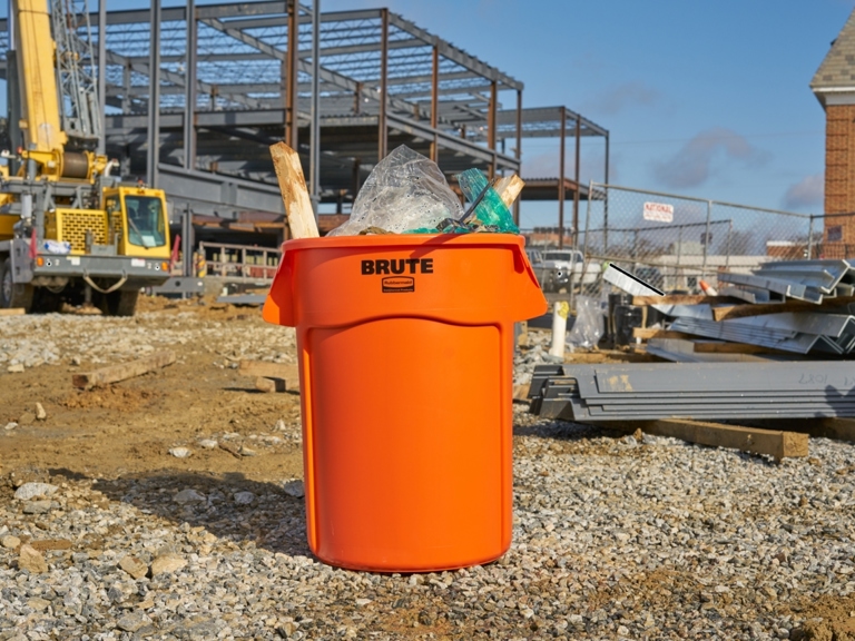 2119307 Rcp Ur Orangehighvisbrute Fullcantrash Construction Environmental Front 1